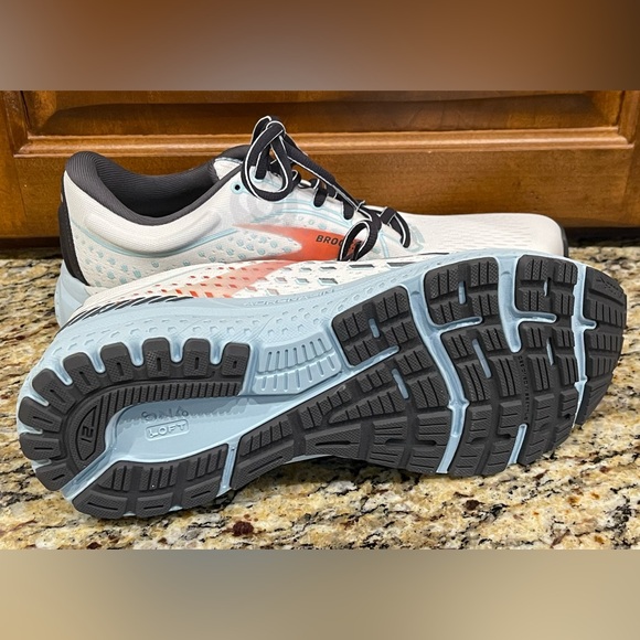 Brooks Adrenaline 21 Women’s 9.5 - Picture 5 of 6